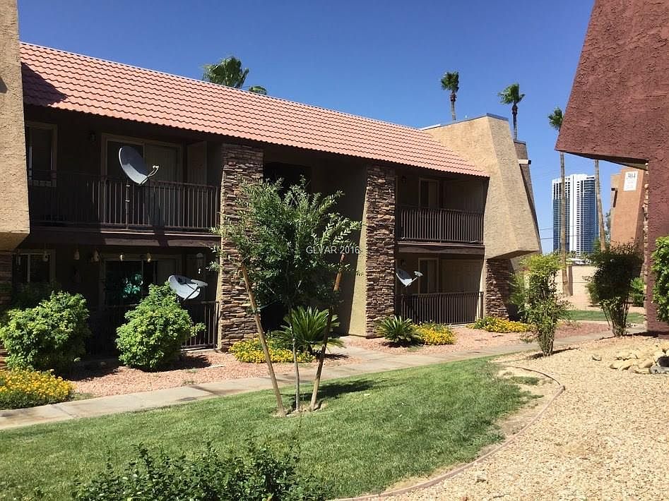 1st image of 4400 Sandy River Dr Unit 13