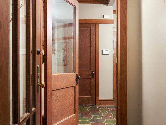 3rd image of 807 Belleforte Ave