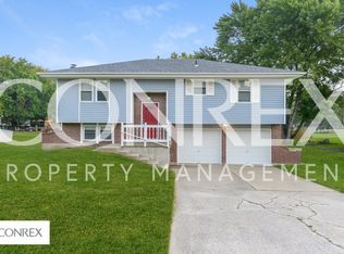 918 NE 113th St, Kansas City, MO 64155