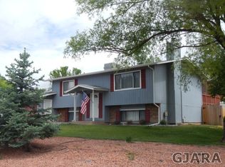 810 Cactus Ct, Rifle, CO 81650