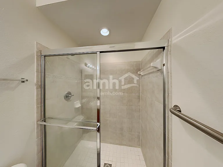 10707 Carloway Hills Dr — Photo 17
