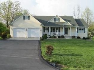 40 Kirby Rd, Lebanon, OH 45036