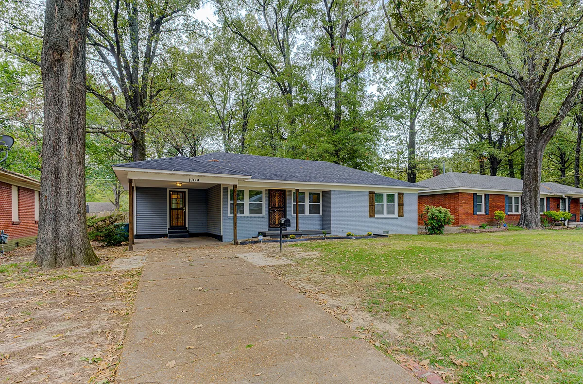 Building Photo - 1709 Dorrie Ln