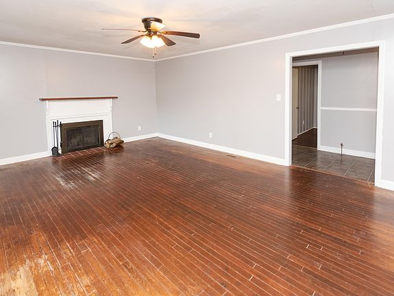 2nd image of 1911 N Parkway St