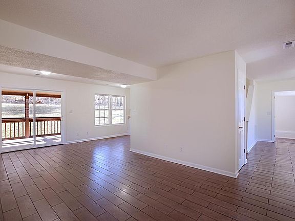 4th image of 5475 Crany Creek Dr