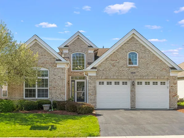 3859 Valhalla Dr, Elgin, IL 60124