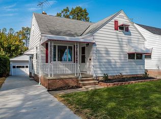 5404 Oakwood Ave, Maple Heights, OH