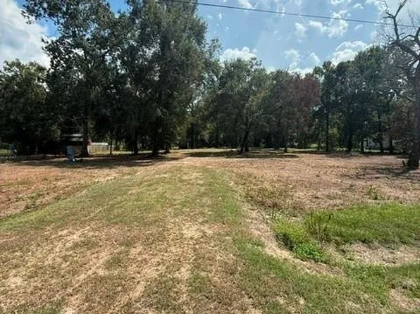 179 County Road 438, Dayton, TX 77535