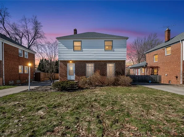 1240 Commonwealth Ave, Mayfield Heights, OH 44124