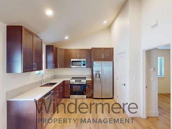 4th image of 831 & 833 S 2nd Ave #3