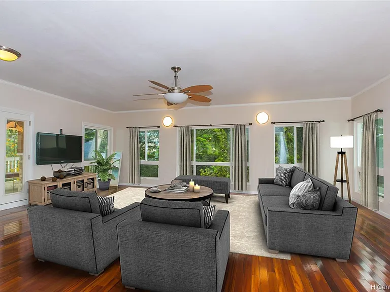 99-1383 Aiea Heights Dr — Photo 3