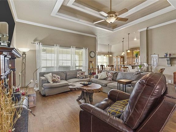 5th image of 1806 Shadow Canyon Dr