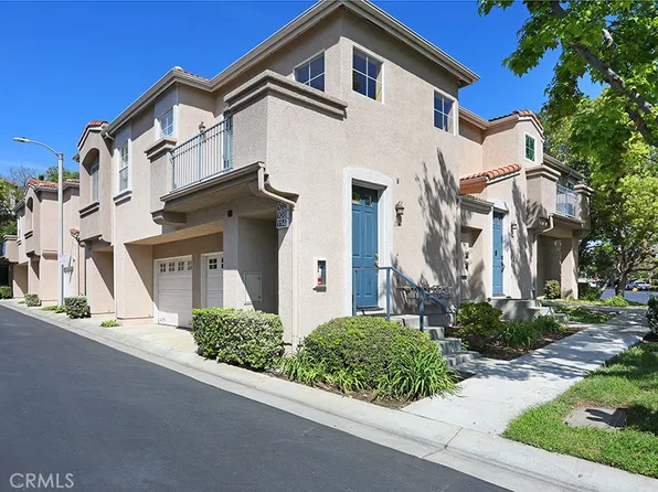 114 Byrnes Ln, Placentia, CA 92870