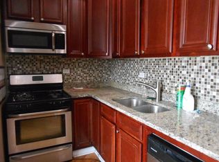 3134 N Lincoln Ave, Chicago, IL 60657