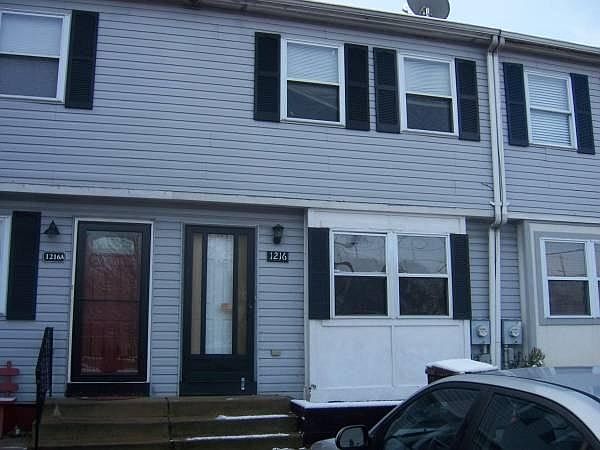 1st image of 1216 Pearl St