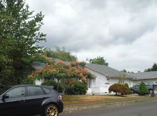 2701 NE 6th St, Gresham, OR 97030