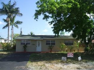 7411 Hope St, Hollywood, FL 33024