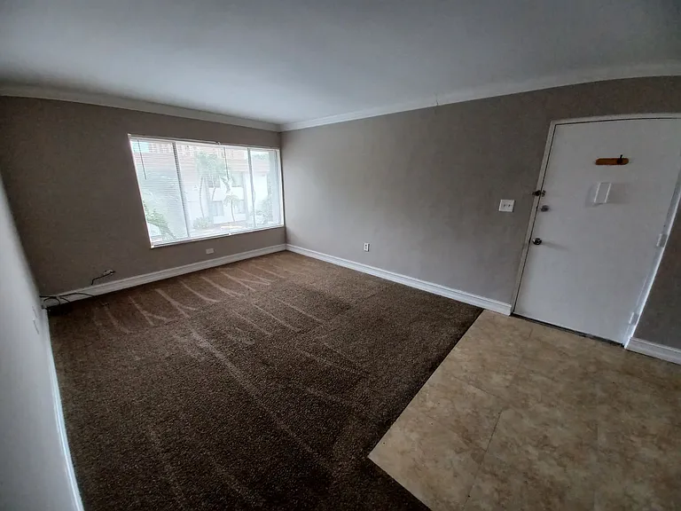 1830 Maravilla Ave #212 — Photo 25