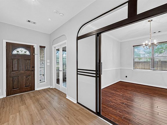 5th image of 4103 Misty Waters Ln