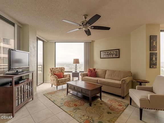 5th image of 3013 Atlantic Ave #7010