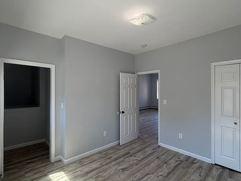 87 Macarthur Ave #2 — Photo 11