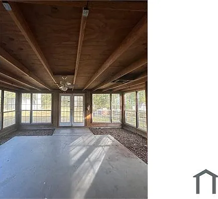2180 Monaco St — Photo 10