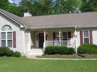 160 Oak Leaf Cir, Eatonton, GA 31024