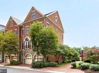 5157 Brawner Pl, Alexandria, VA 22304