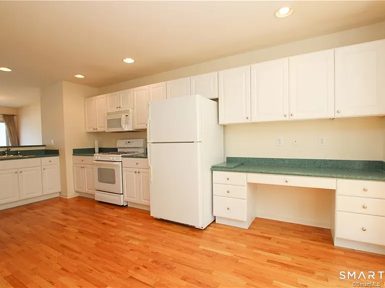 107 Sienna Dr #107 — Photo 5