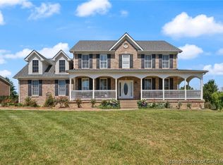 3022 W Lobo Rdg, New Albany, IN 47150