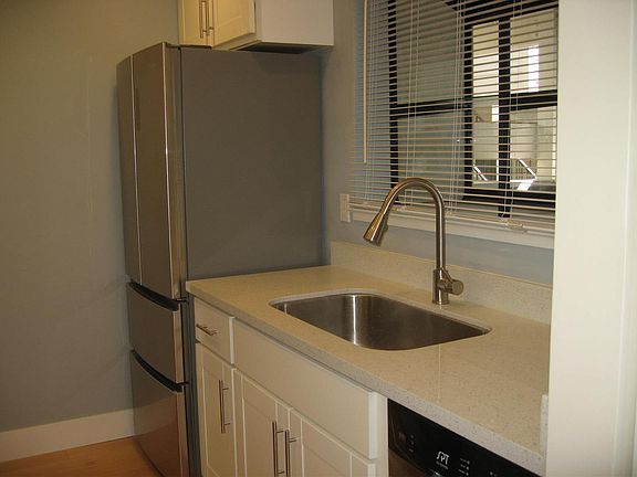 3rd image of 6970 Chantel Ct