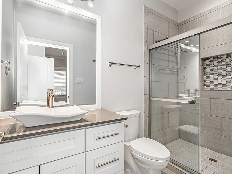 4719 Junius St #3 — Photo 23