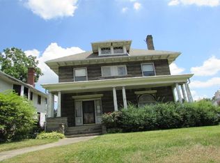 1230 S Limestone St, Springfield, OH 45505