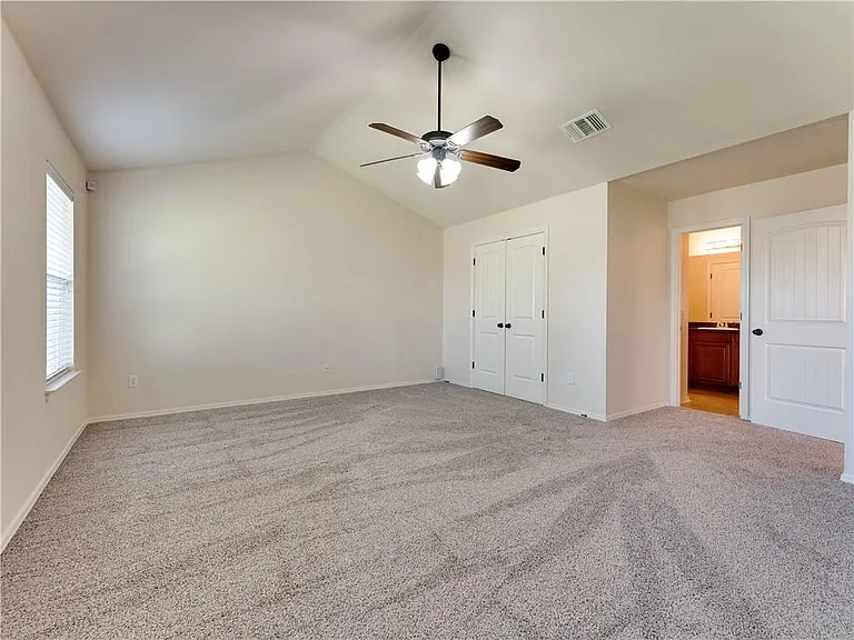 4500 Hunter Blvd — Photo 12