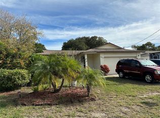 9633 135th St, Seminole, FL 33776