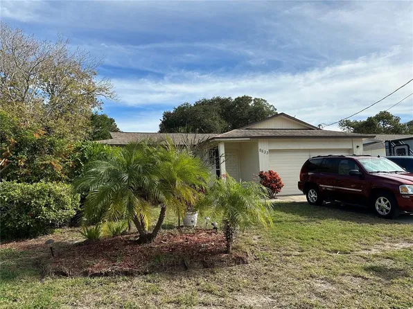 9633 135th St, Seminole, FL 33776