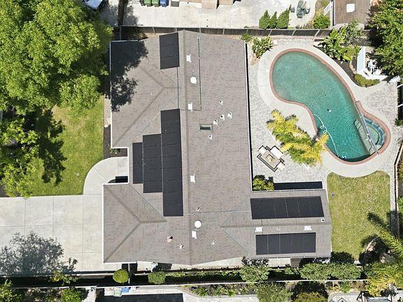 2nd image of 135 Belcrest Dr