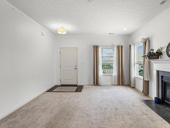 5th image of 4734 Langhorn Trl