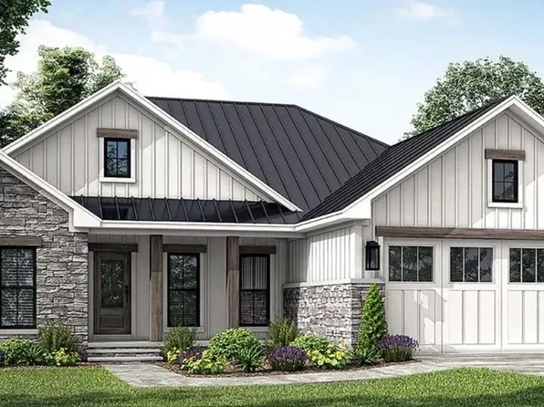 5915 Leeway Dr, Midland, MI 48640