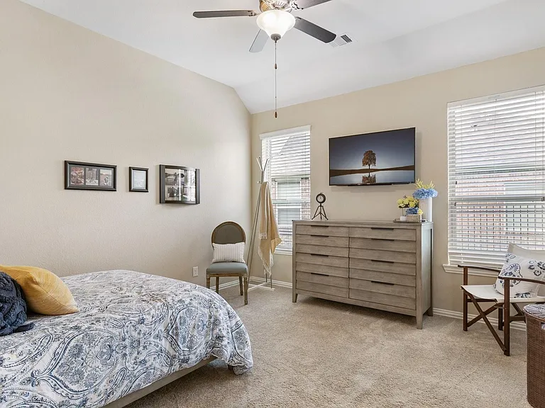 126 S Sawbridge Cir — Photo 11