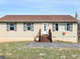 933 Shape Charge Rd, Martinsburg, WV 25404