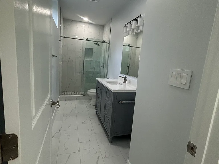 2408 Spring St — Photo 6