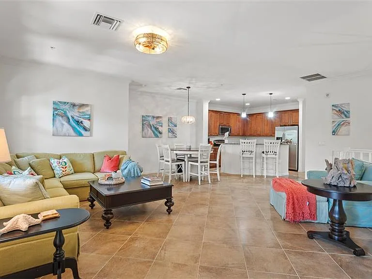 8965 Malibu Ln #802 — Photo 4