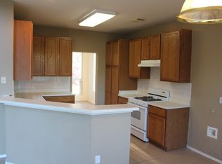 8710 Glen Canyon Dr, Round Rock, TX 78681