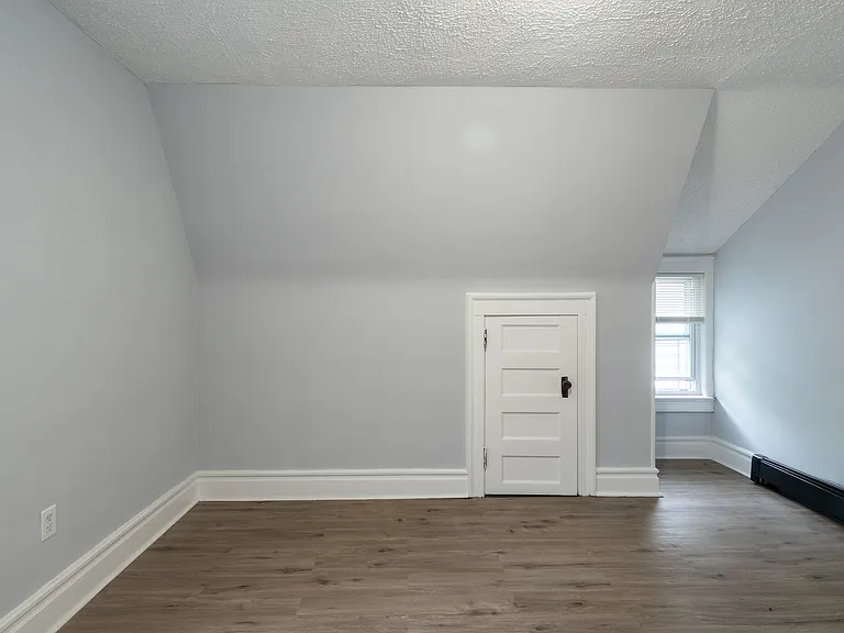 105 Shepard Ave #3 — Photo 10