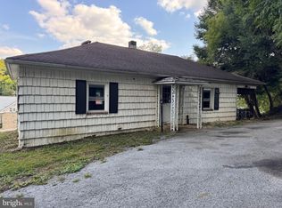 868 Ridge Rd, Airville, PA 17302