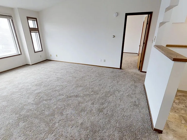 245 Sinclair Ave — Photo 35