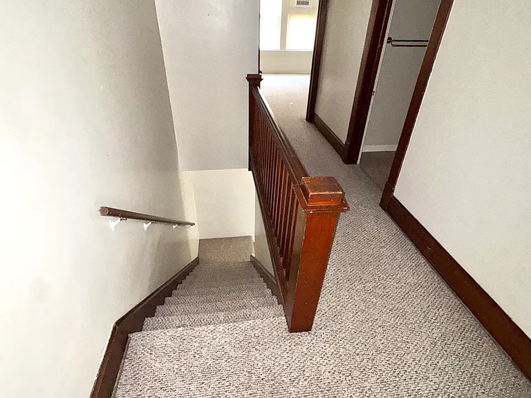 44 Biltmore Ave — Photo 10