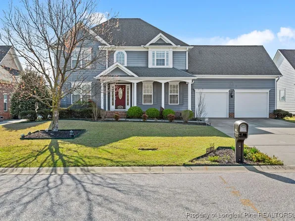 5213 Pride Ln, Hope Mills, NC 28348