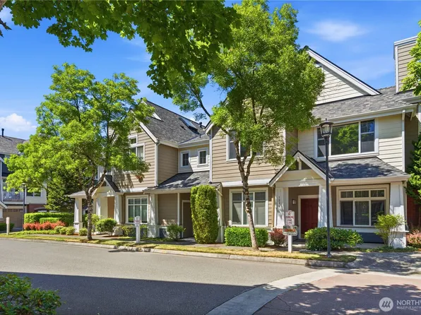 1392 Huckleberry Cir, Issaquah, WA 98029
